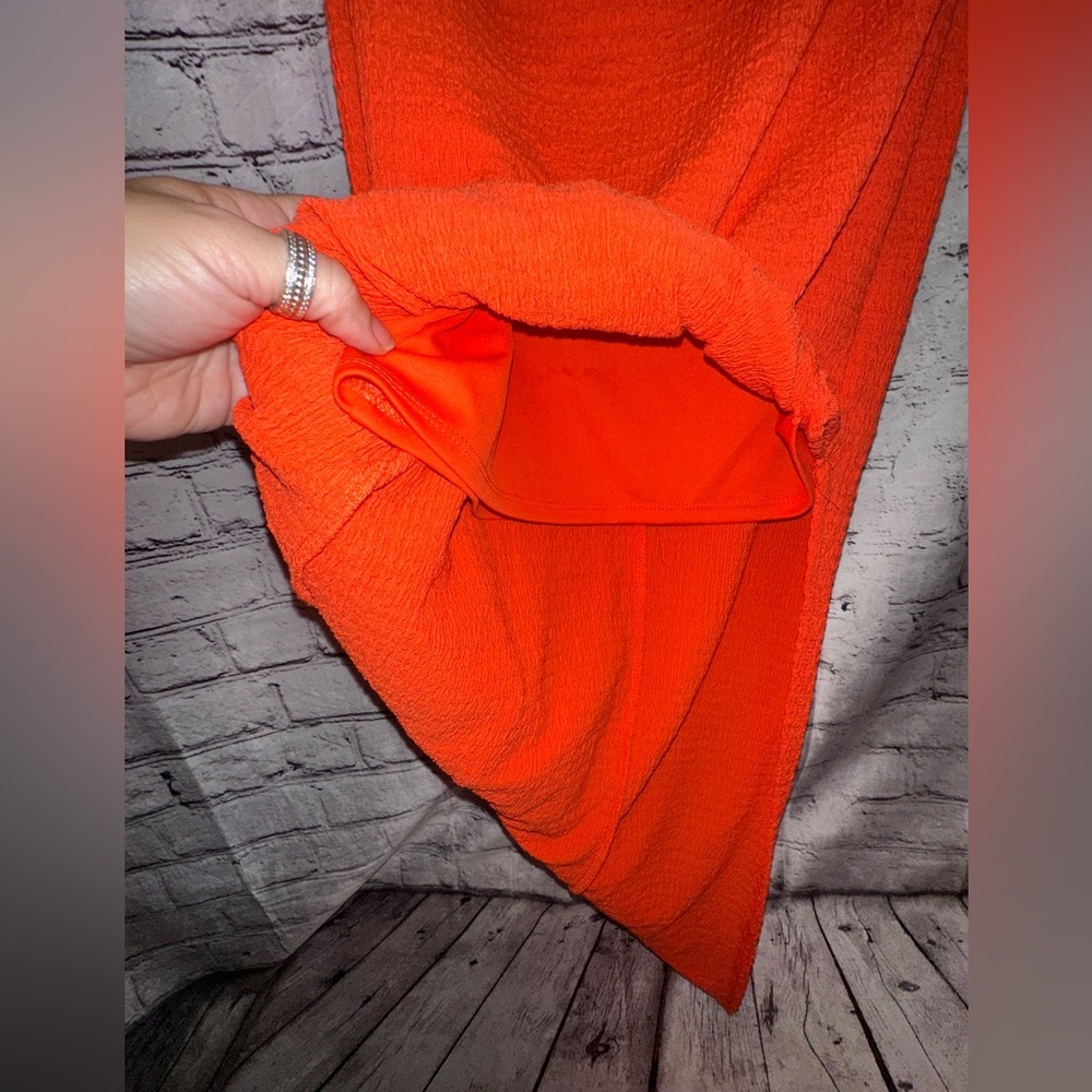 On the Wild Table Orange Strapless Midi Dress Twist Front Bodycon Resort Medium - Picture 6 of 13